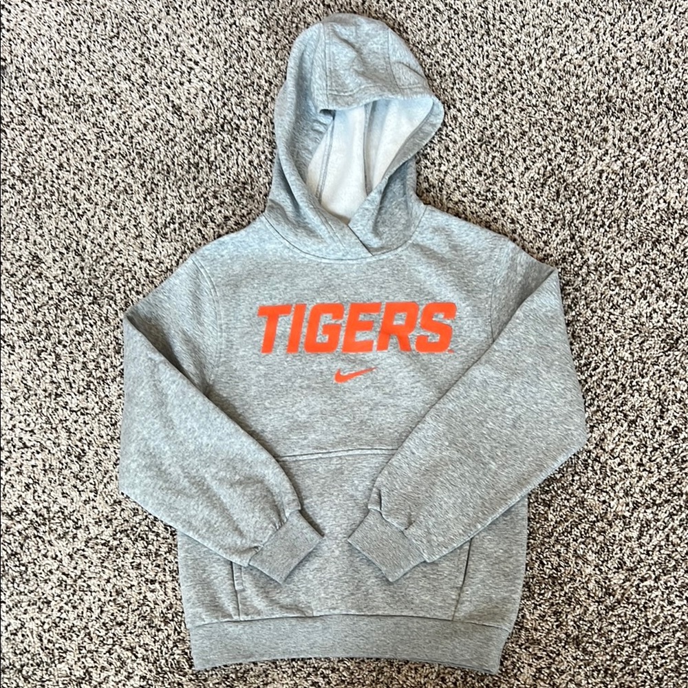 VGUC Unisex Kids Nike Clemson Tigers hoodie. Size Medium